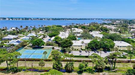 1600 SE Saint Lucie Boulevard