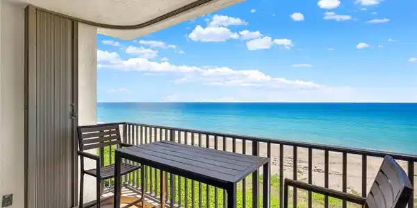 10044 S Ocean Drive