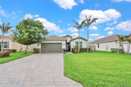 2384 SW Strawberry Terrace