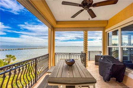 1529 NE Outrigger Landings Drive