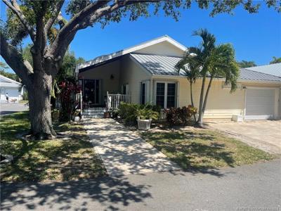 3247 NE Catamaran Terrace