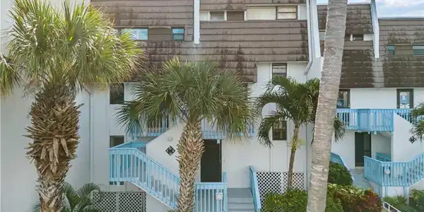 11000 S Ocean Drive