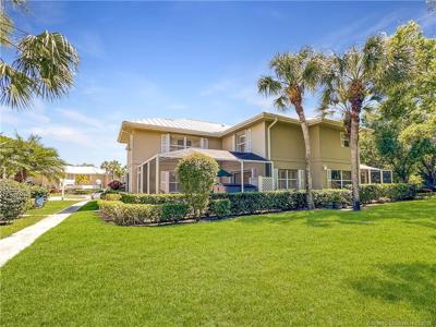 2873 SW Lakemont Place
