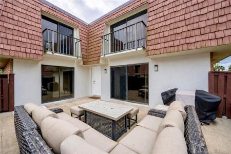 3699 SW Sunset Trace Circle