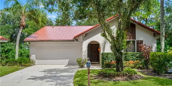 2600 SW Willowood Circle