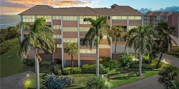 1555 NE Ocean Boulevard