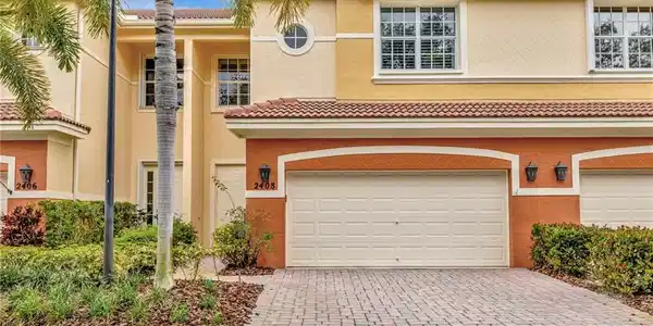 2408 SW Island Creek Trail