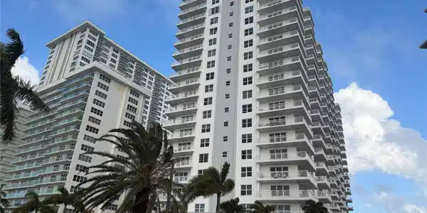 3850 Galt Ocean Drive