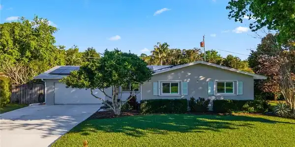 1713 SW 32nd Terrace