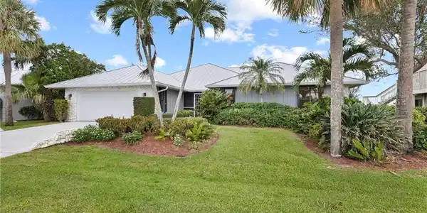 3990 NE Joes Point Road