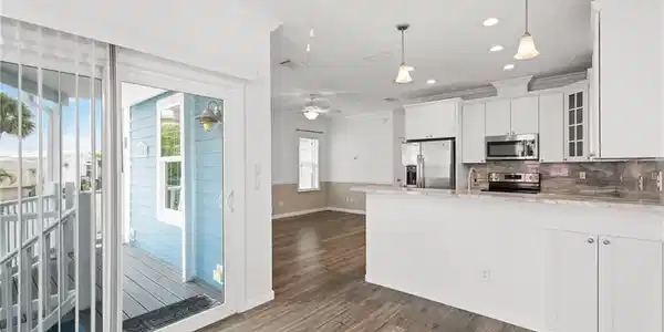 445 Nettles Boulevard