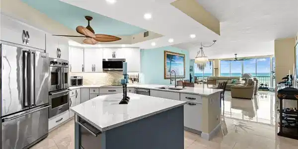 8650 S Ocean Drive