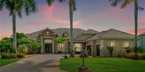 844 SW Habitat Lane