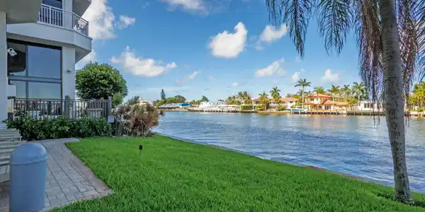 3100 NE 48th Street