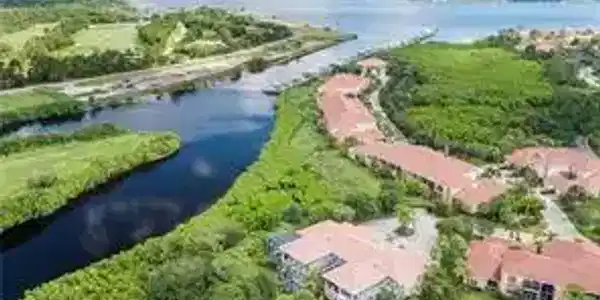 2390 SW Island Creek Trail