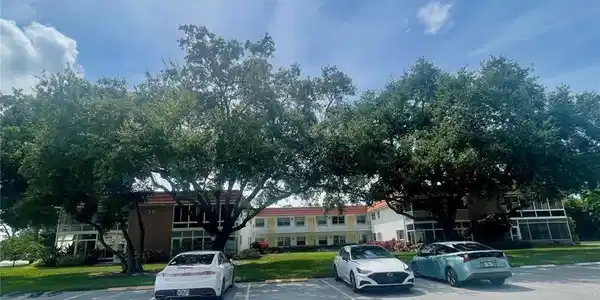 1225 NW 21st Street