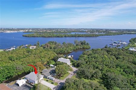 757 SW 33rd Street