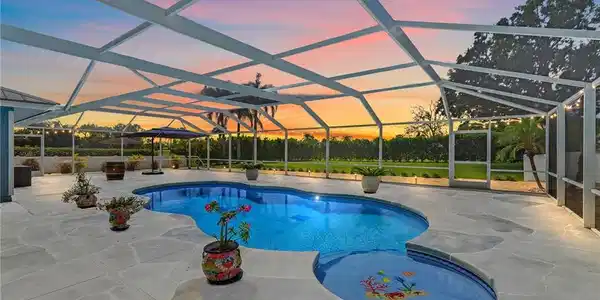 3560 SW Racquet Club Way