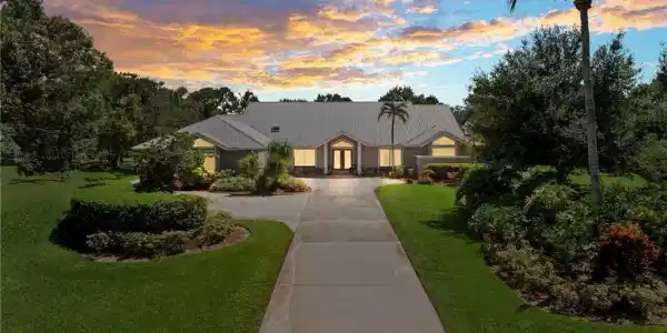 3490 SW Center Court