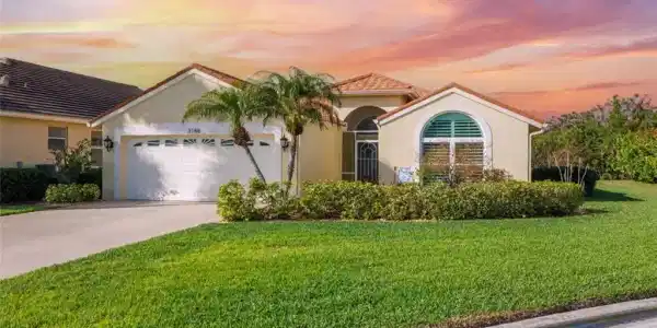 3188 SE Carrick Green Court