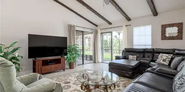 3504 SE Sandpiper Circle