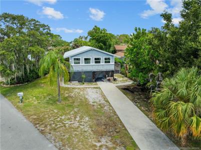 3027 SW Cedar Trail