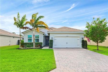 2364 SW Strawberry Terrace