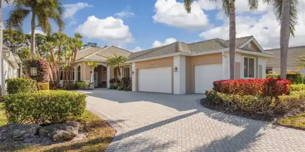 2379 SW Manor Hill Drive