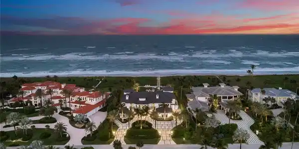 2966 SE Dune Drive