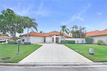 2975 SW Mariposa Circle