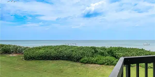 8800 S Ocean Drive