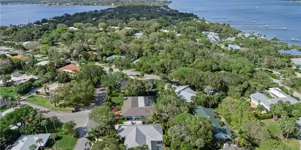 20 Banyan Road