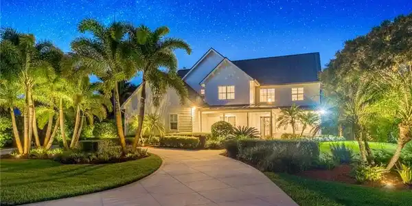 99 SW Wiregrass Court