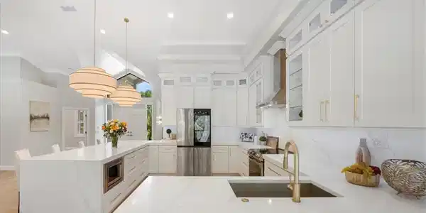 2582 SW Racquet Club Drive