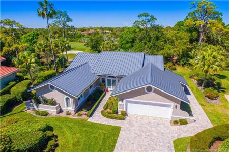 2024 NW Laurel Oak Lane