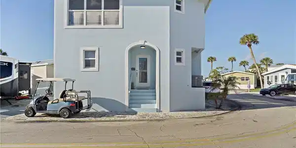 10725 S Ocean Drive