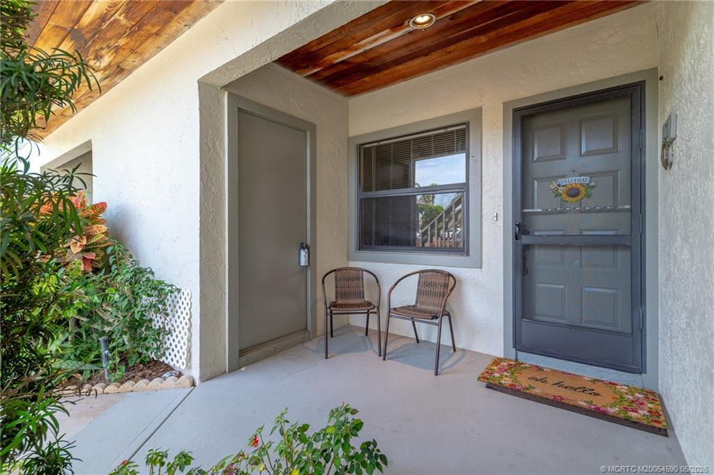 Image 1: Entrance to condo and storage closet