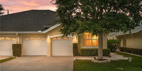 3339 NE Luna Terrace