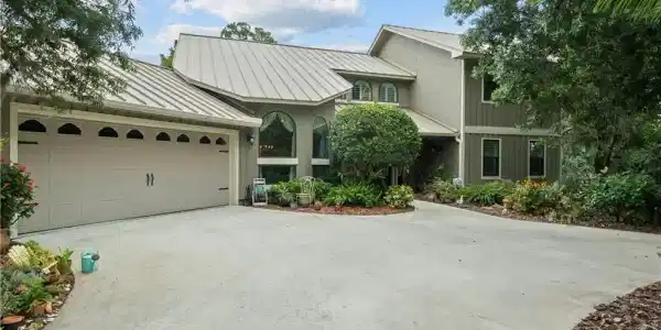 2002 SW Racquet Club Drive