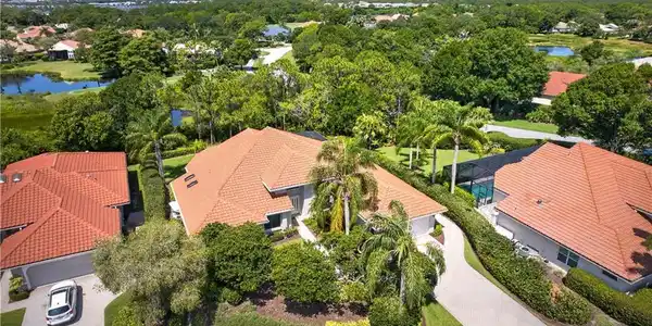 1731 NW Buttonbush Circle