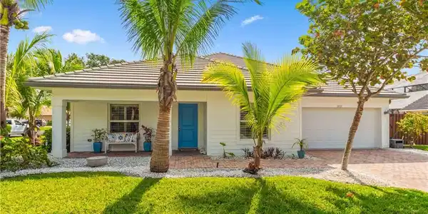 3103 SW Alexander Court