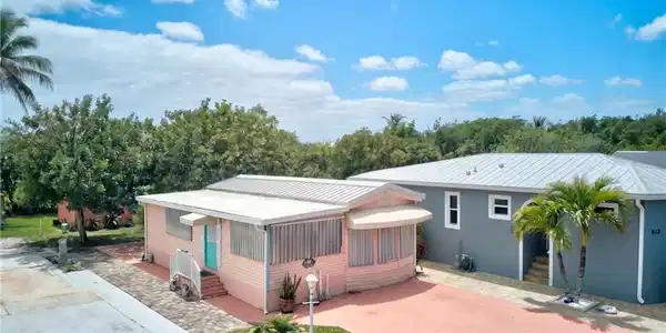 10701 S Ocean Drive