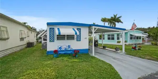 603 S Seas Boulevard