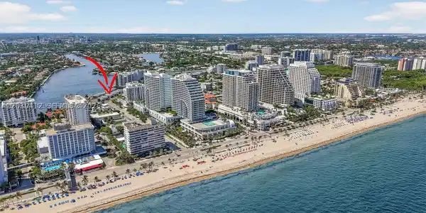 425 Bayshore