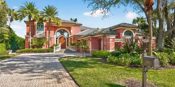 1210 NW Winters Creek Road