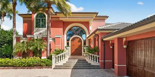 Image 2: Front Entry