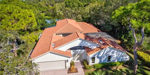 1500 NW Sawgrass Way