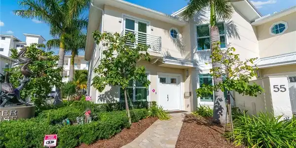 55 SE Seminole Street