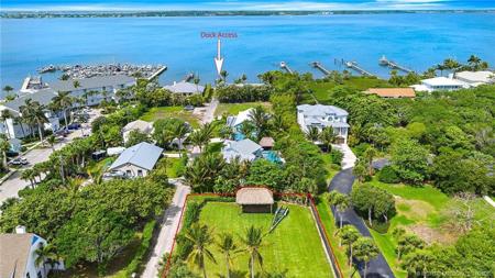 5237 NE Shore Village Terrace