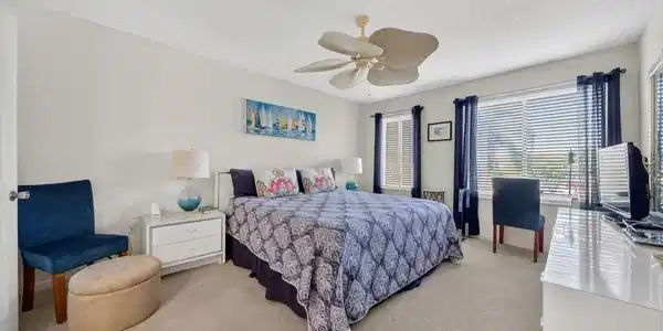 Image 2: MASTER BEDROOM